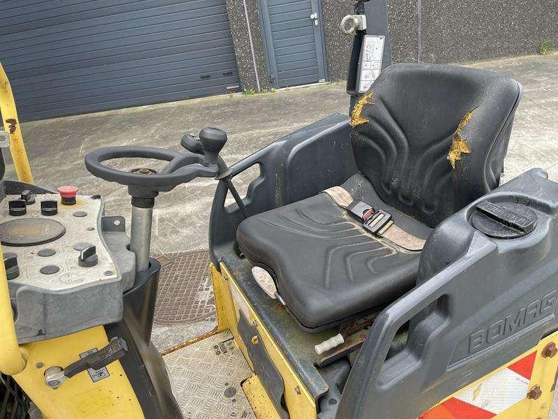 Bomag BW 100 ADM-5 Foto 14