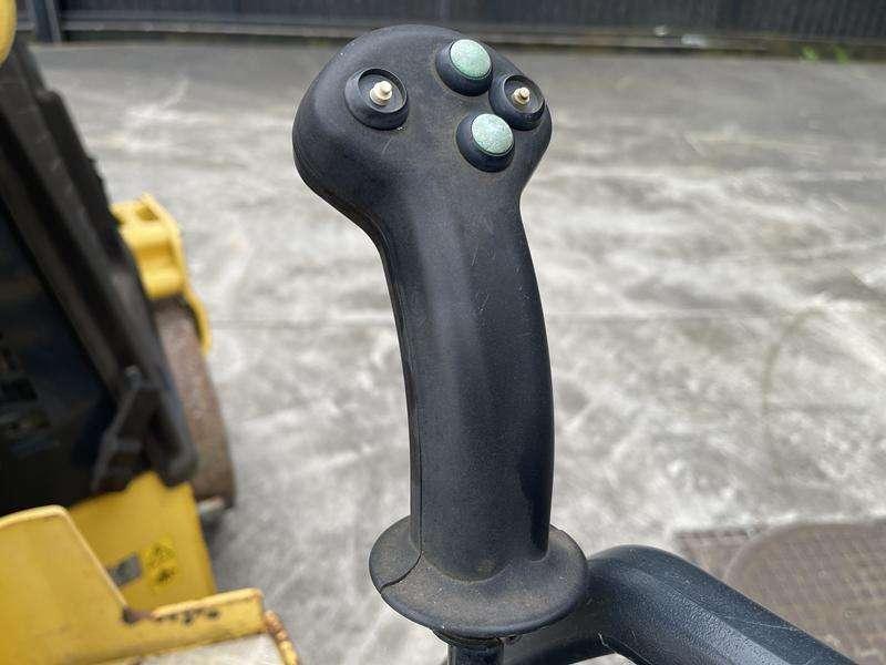 Bomag BW 100 ADM-5 Foto 16