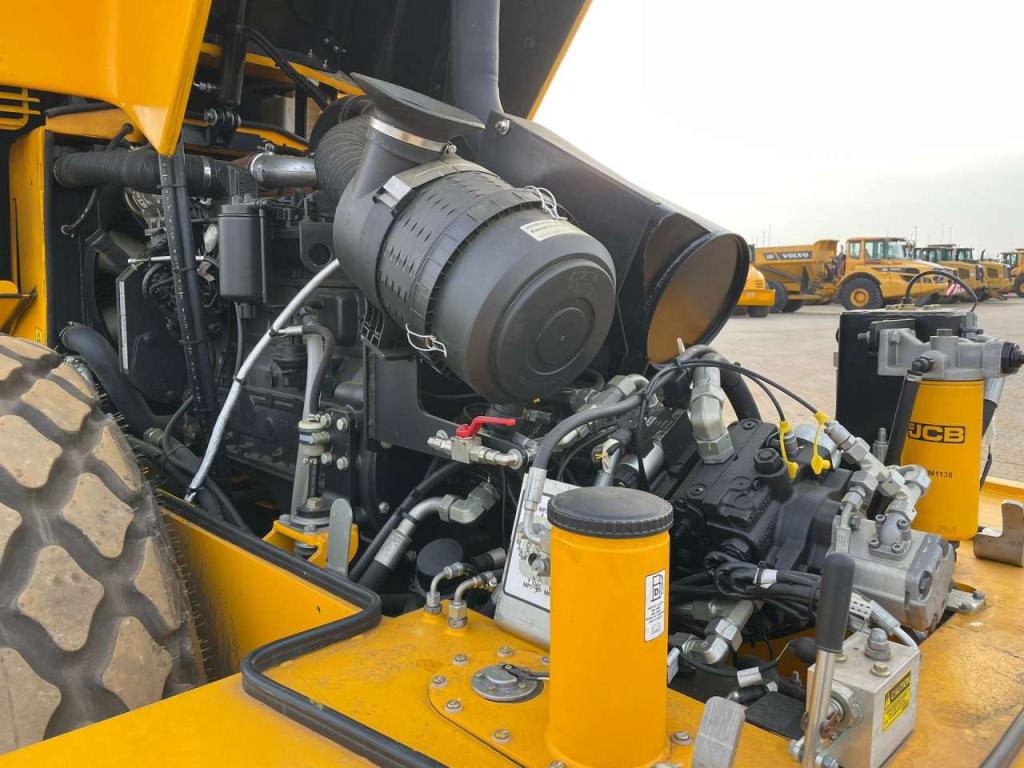 JCB VM166D (15.5t) Foto 25
