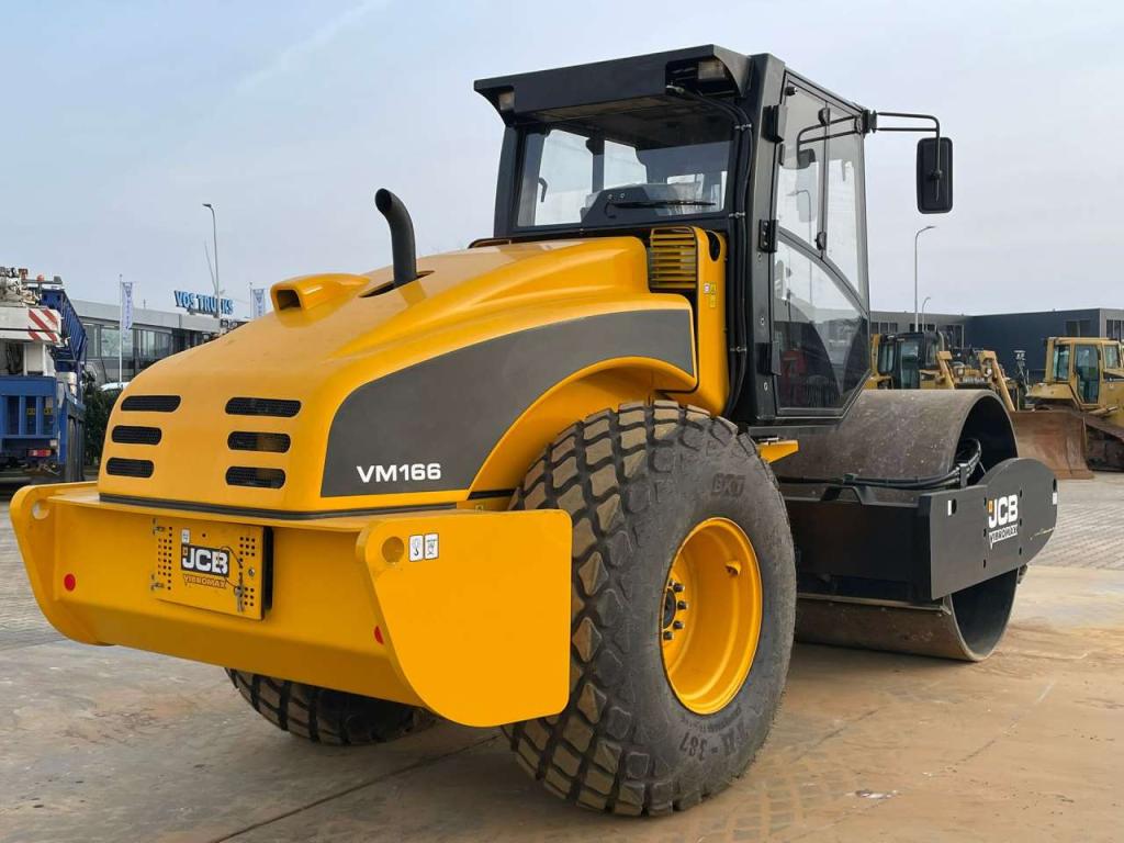 JCB VM166D (15.5t) Foto 5