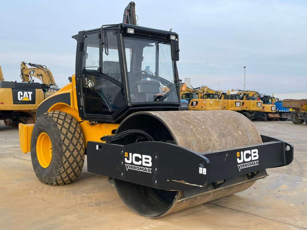 JCB VM166D (15.5t) Foto 7
