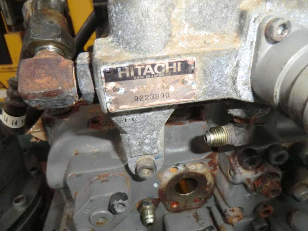 Distributore per Hitachi ZX240 BAS Foto 4