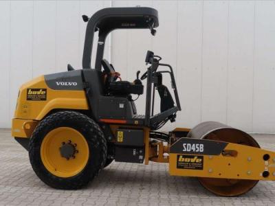 Volvo SD45B in vendita da Bove Verhuur & Verkoop