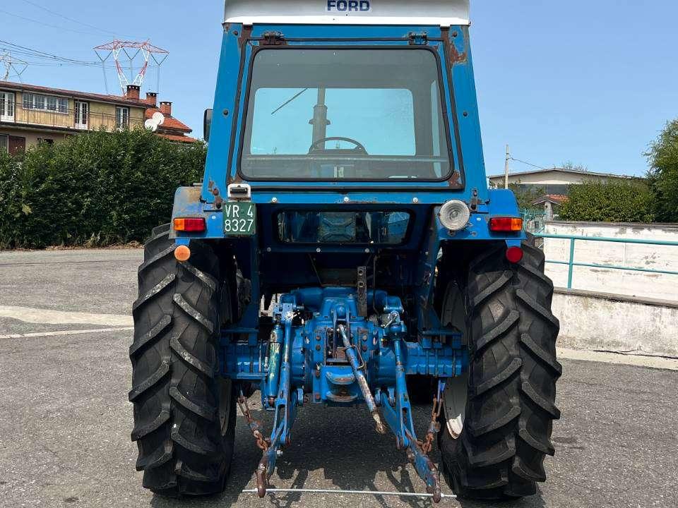 Ford 7700 4X4 Foto 12