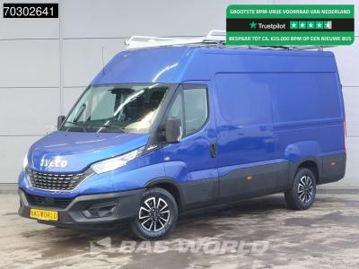 Iveco Daily 35S18 3.0L Automaat L2H2 3,5t Trekhaak 180PK Navi Airco Cruise Camera Parkeersensoren Imperia in vendita da BAS World B.V.