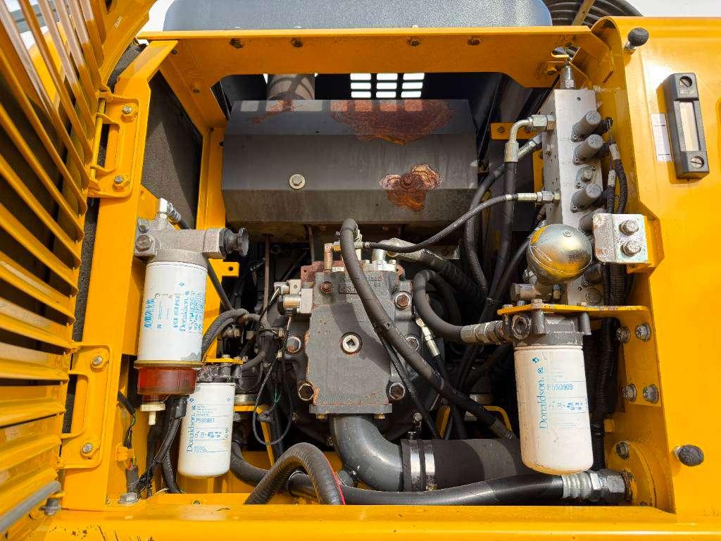 Komatsu PW160-8 - Triple Boom / Blade / Hammer Lines Foto 28