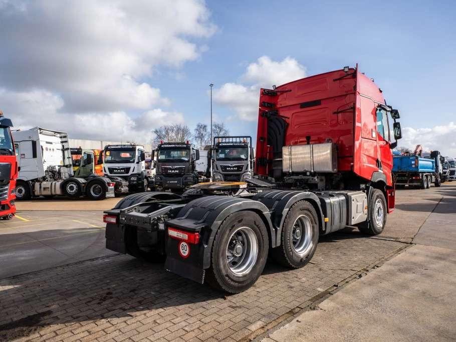 Renault C520-6x4 + HYDR. + INTARDER Foto 4