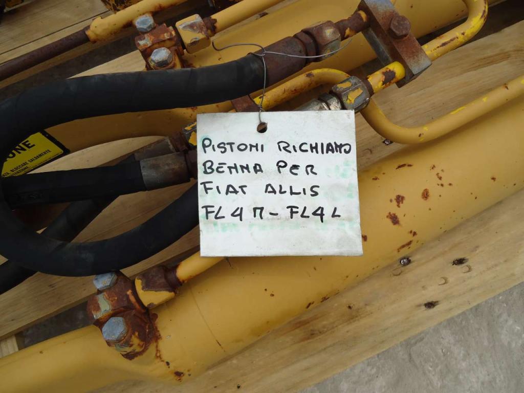 Pistone rotazione benna per Fiat Allis FL4M e FL4L Foto 1