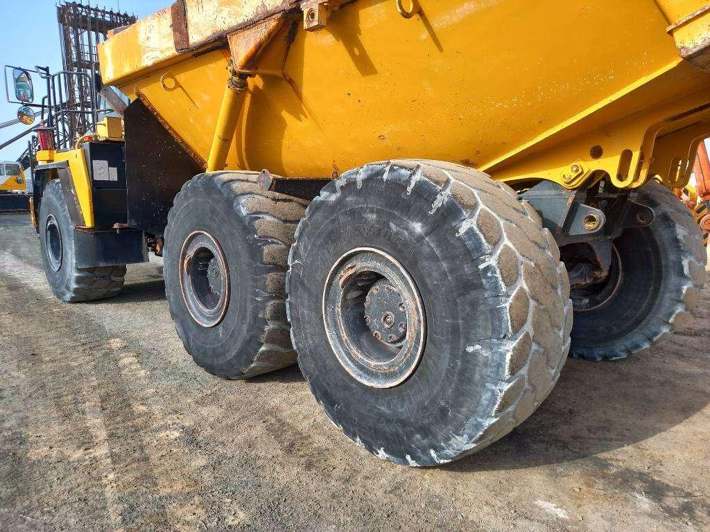 Komatsu HM400-3R (4 units available for sale in Abu Dhabi) Foto 11