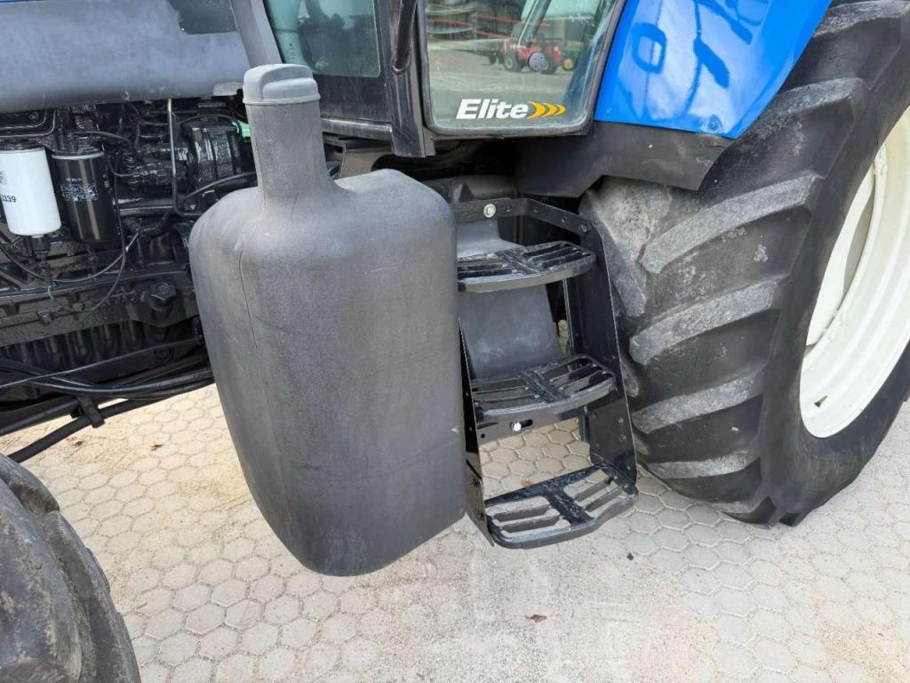 New Holland T6050 Foto 29