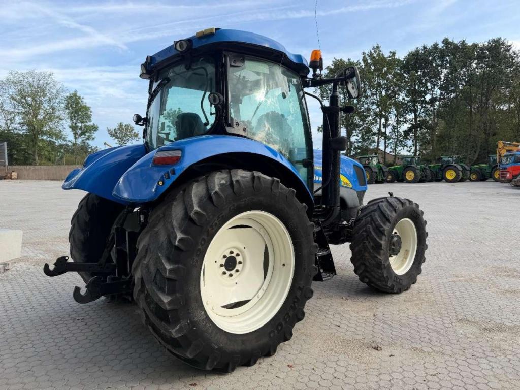 New Holland T6050 Foto 6