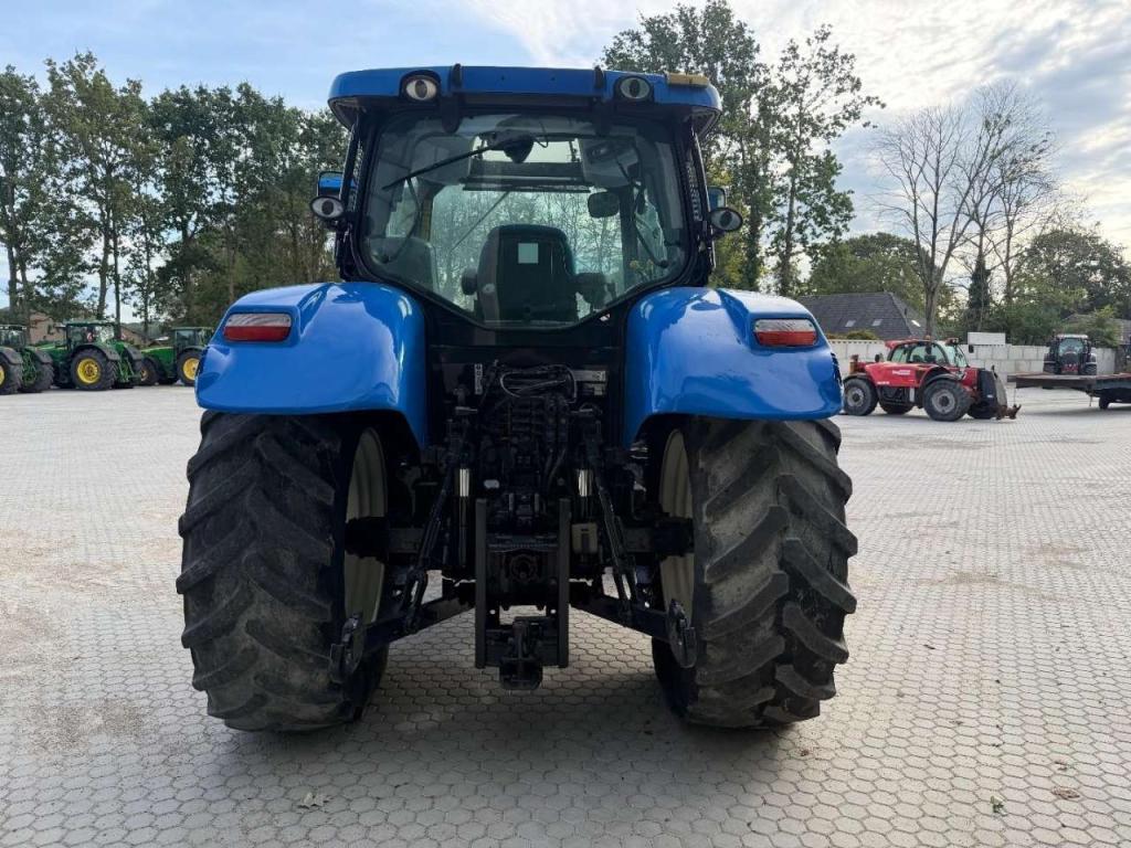 New Holland T6050 Foto 7