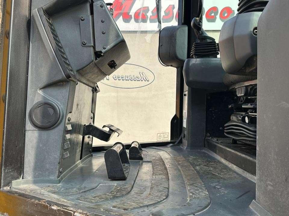 Caterpillar D6K2LGP Foto 15