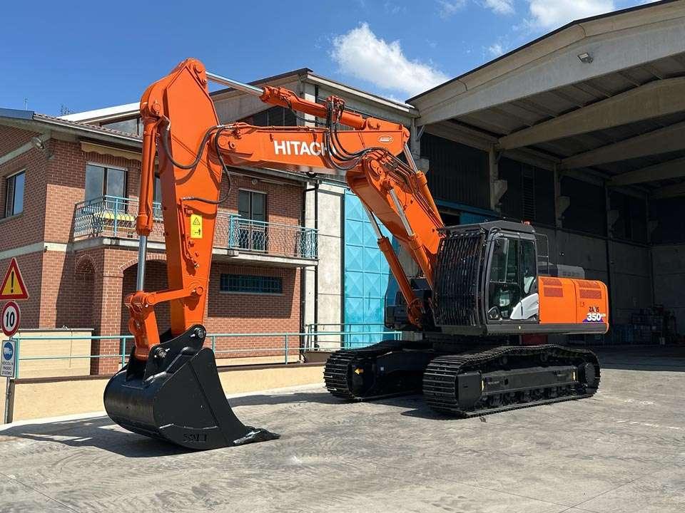 Hitachi ZX350LCNT-6 Foto 1
