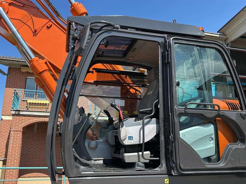 Hitachi ZX350LCNT-6 Foto 15