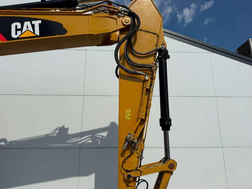 Caterpillar 323FL - Hammer Lines / Quick Coupler Foto 15