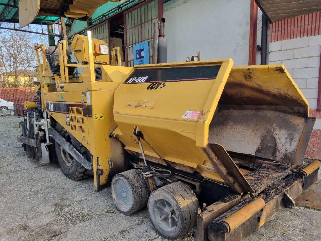 Caterpillar AP -600 Foto 2