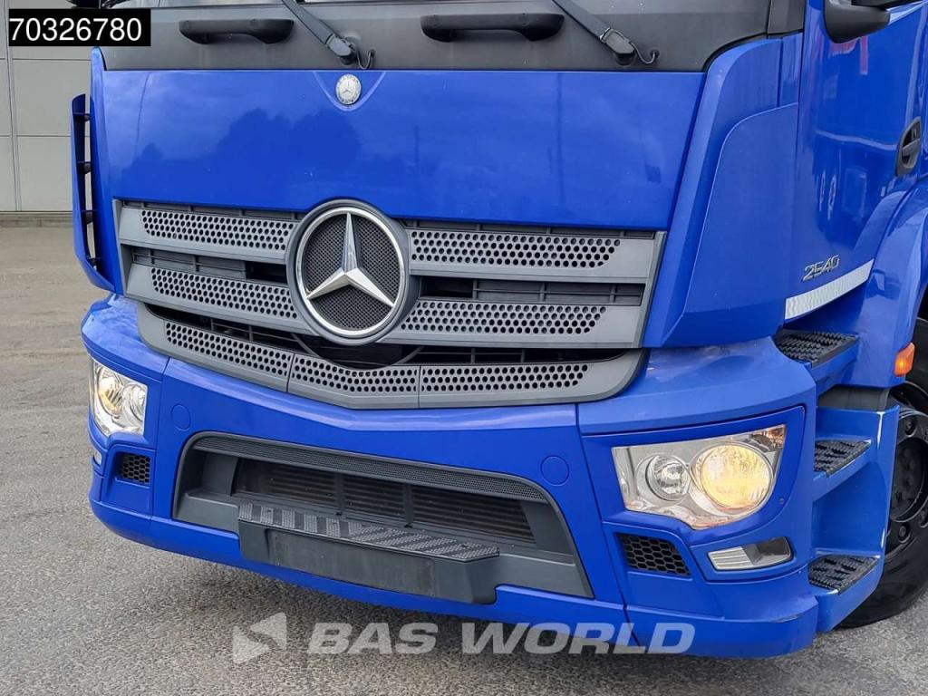 Mercedes-Benz Actros 2540 6X2 FrigoBlock Refrigerated Lift Axle Euro 6 Foto 8