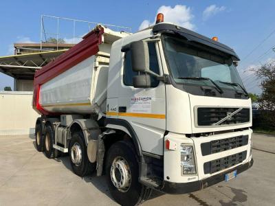Volvo fm 12 440 in vendita da Albacamion Srl
