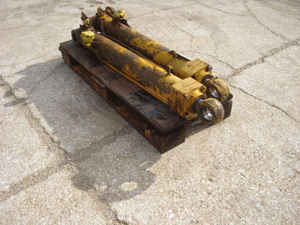 Pistone sollevamento per Caterpillar 951C Foto 4