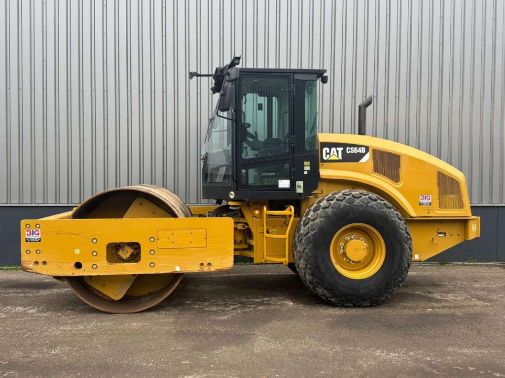 Caterpillar CS64B Foto 1
