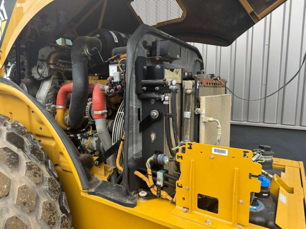 Caterpillar CS64B Foto 29