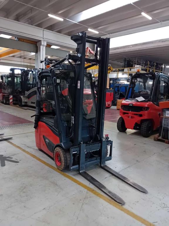 Linde E14-02 Foto 2