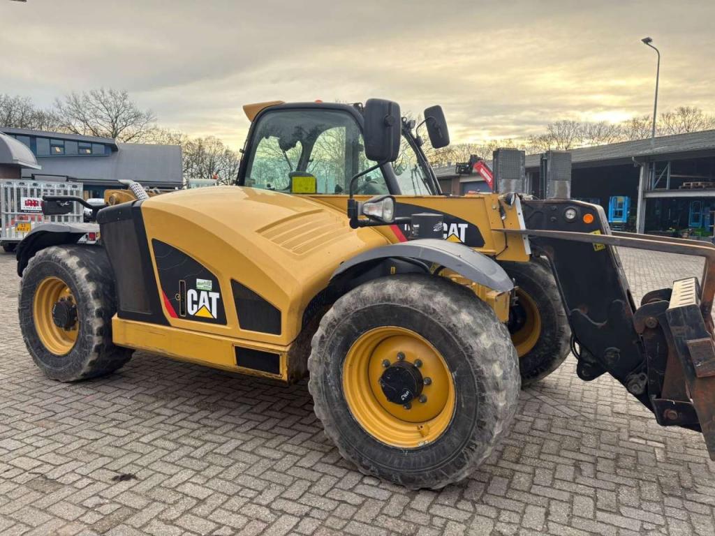 Caterpillar TH408D Foto 2