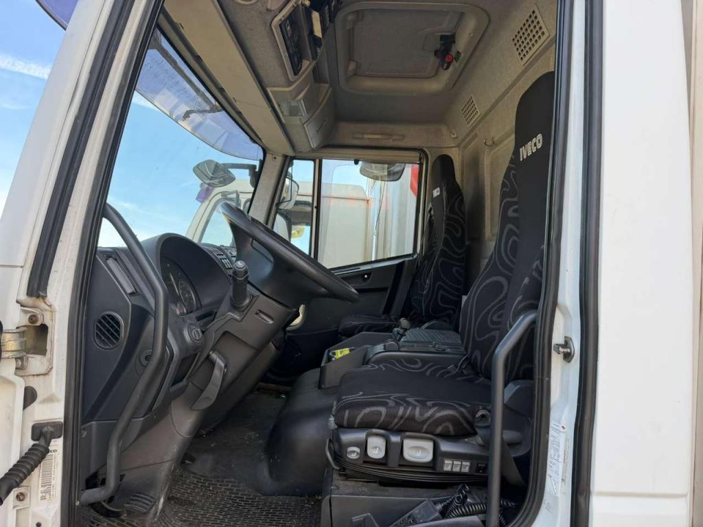 Iveco EUROCARGO CUBE 180E30 Foto 2