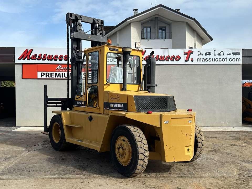 Caterpillar V225C Foto 3