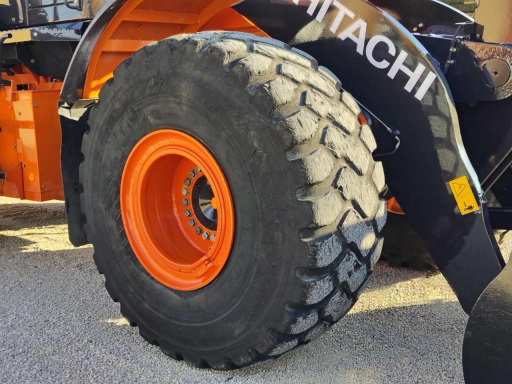 Hitachi ZW 310-7 TPD Foto 14