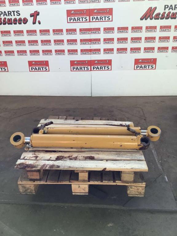 Pistone sollevamento per Caterpillar 924G Foto 1