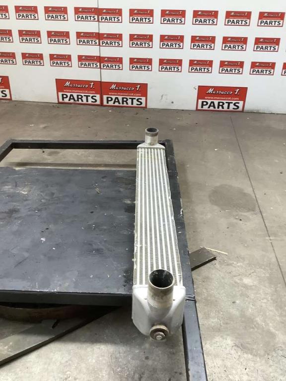 Radiatore intercooler per Hitachi ZX135 US-7 Foto 2