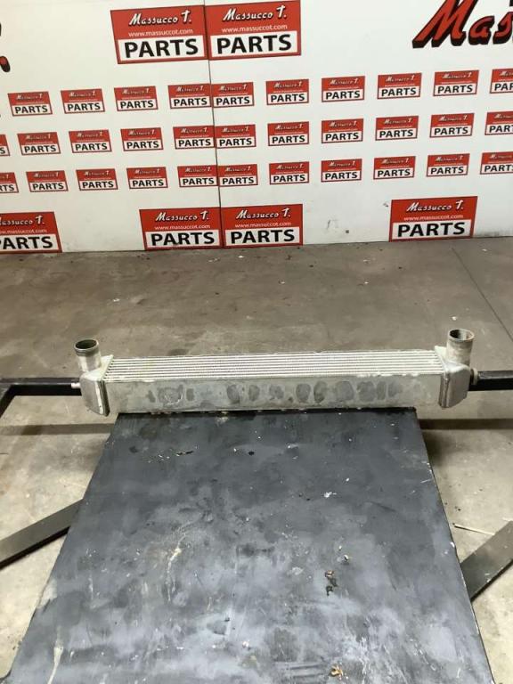Radiatore intercooler per Hitachi ZX135 US-7 Foto 3