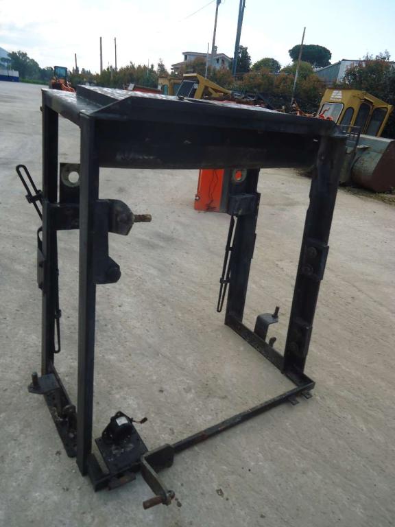 Supporto per radiatori per Fiat Kobelco W190 Foto 2