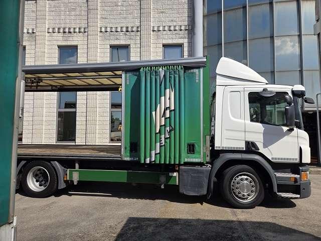 Scania P 320 6x2 Foto 8