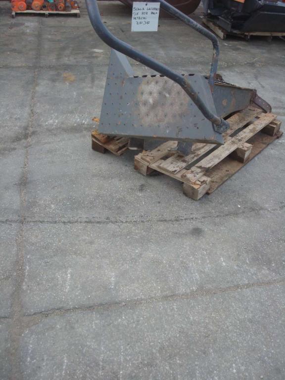 Scaletta per Hitachi ZW310 Foto 2