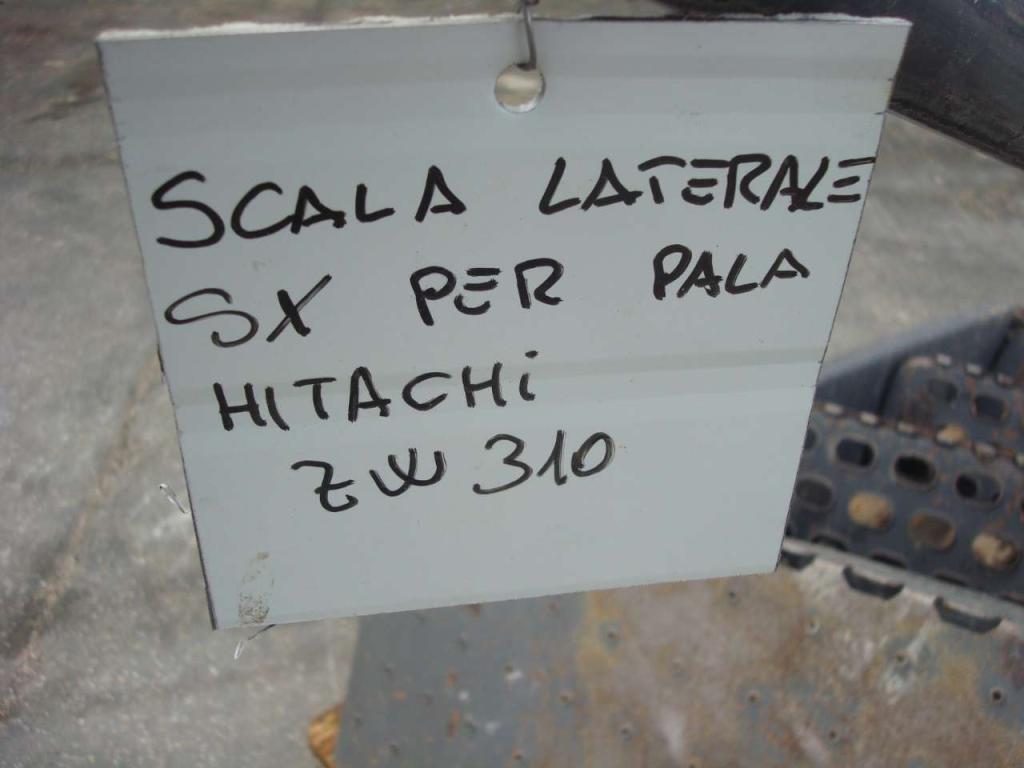 Scaletta per Hitachi ZW310 Foto 5