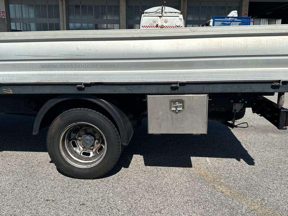Iveco Daily 35-150 4x2 Foto 10