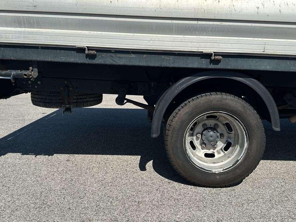 Iveco Daily 35-150 4x2 Foto 4