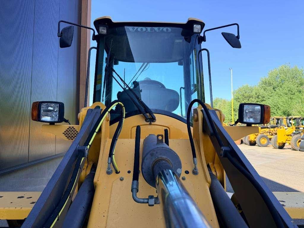 Volvo L30G Foto 19