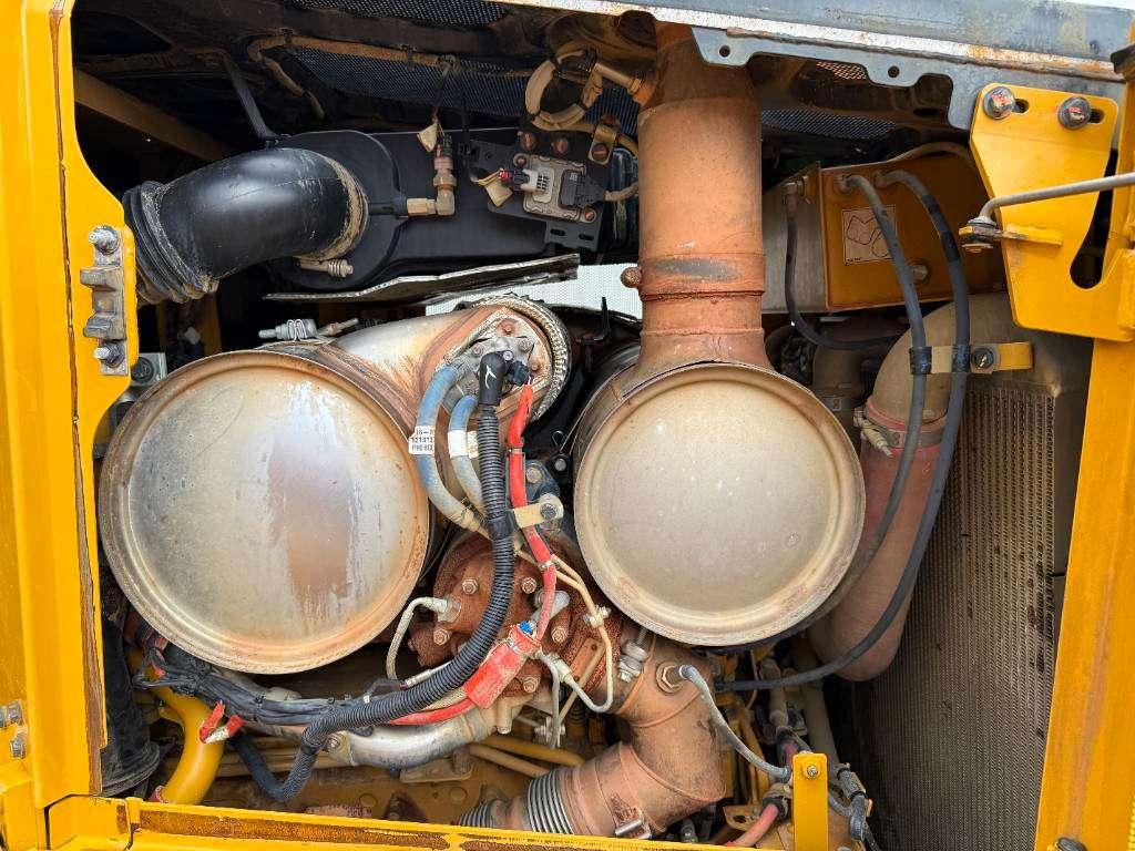 Caterpillar D6XE LGP - German Machine / Ripper Valve Foto 26