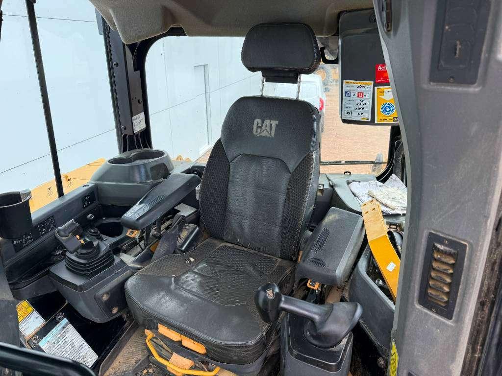 Caterpillar D6XE LGP - German Machine / Ripper Valve Foto 9