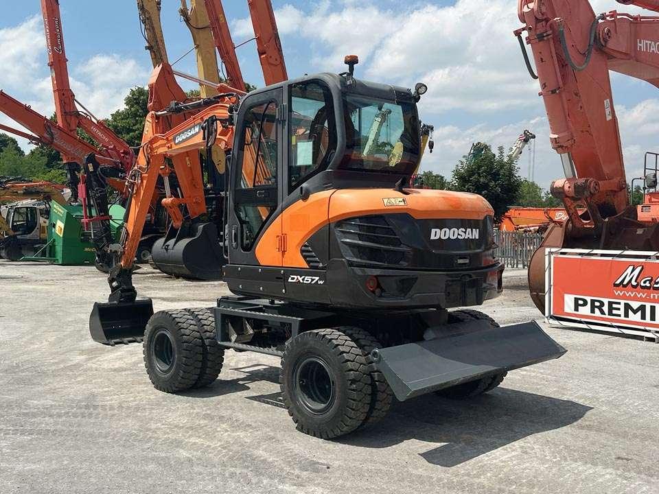 Doosan DX57W-5 Foto 3