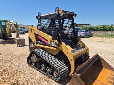 Caterpillar 247B in vendita da Omeco Spa