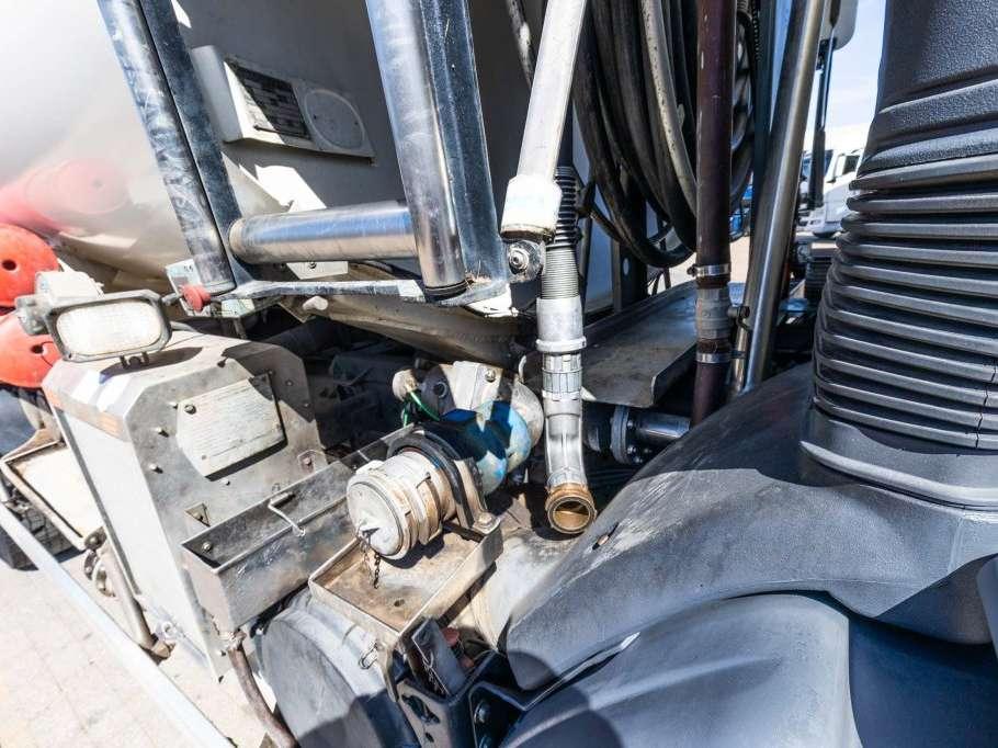 Renault PREMIUM 270 + MAGYAR 13000L+4COMP+INTARDER Foto 15