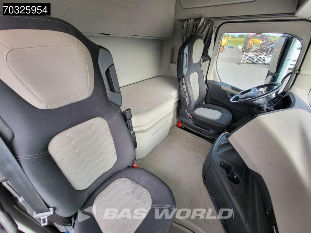 Ford F-Max 500 4X2 Retarder 2xTanks ACC Navi Standklima Foto 26