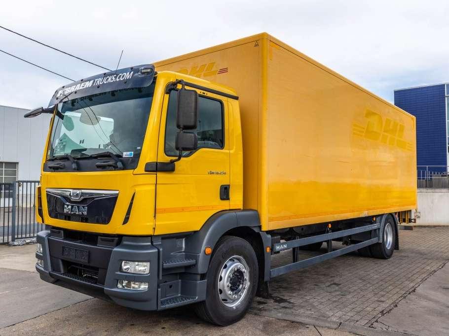 Man TGM 18.250 BL + DHOLLANDIA 2T. Foto 1