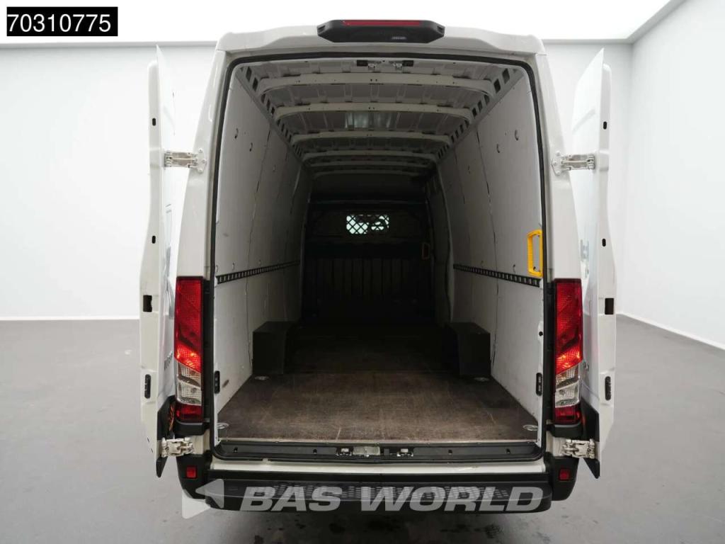 Iveco Daily 35S16 Automaat L3H2 3,5t Trekgewicht Airco Camera Parkeersensoren Euro6 L3 Airco Foto 8