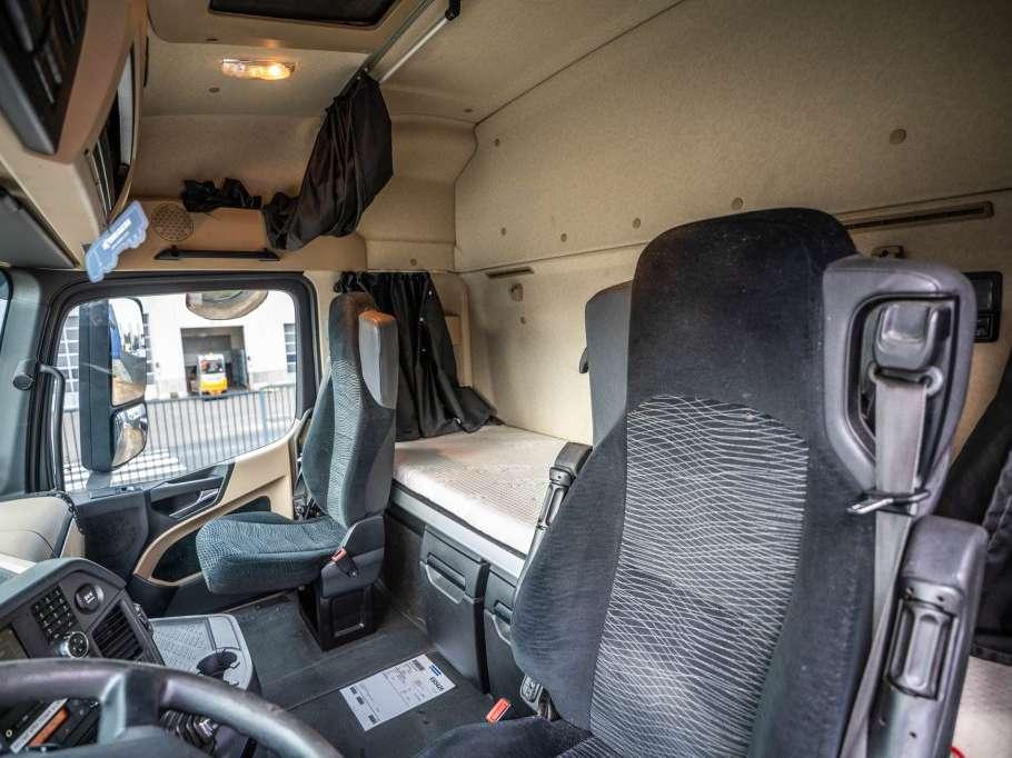 Mercedes-Benz ACTROS 1846+ADR Foto 10